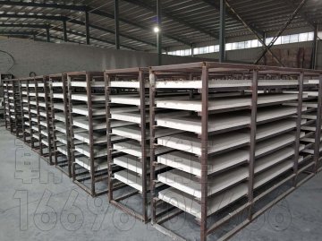 CQ免拆復合保溫模板朝欽節(jié)能廠家車間現(xiàn)場實拍